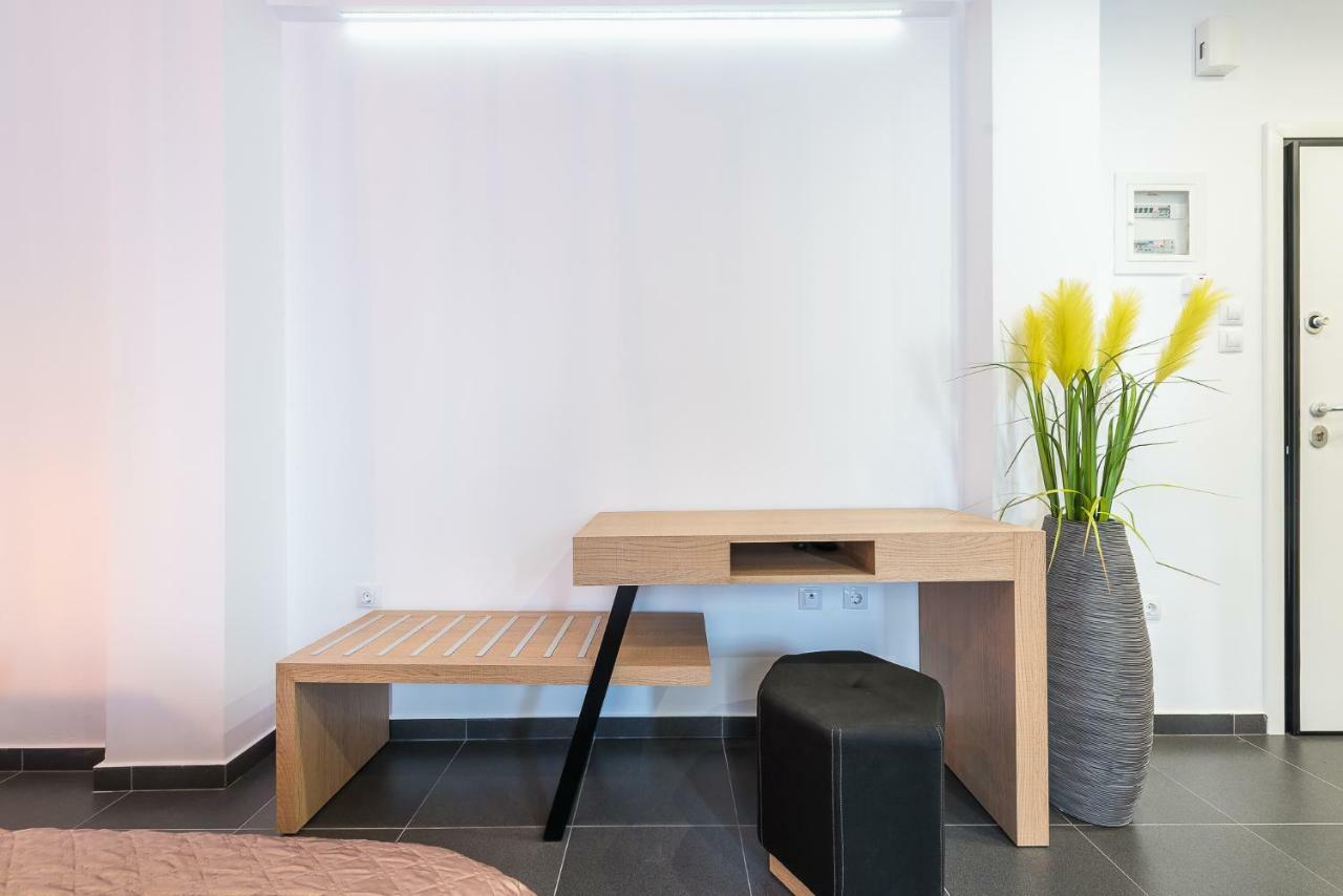 Acropolis Foothill Apartment Athens Ngoại thất bức ảnh